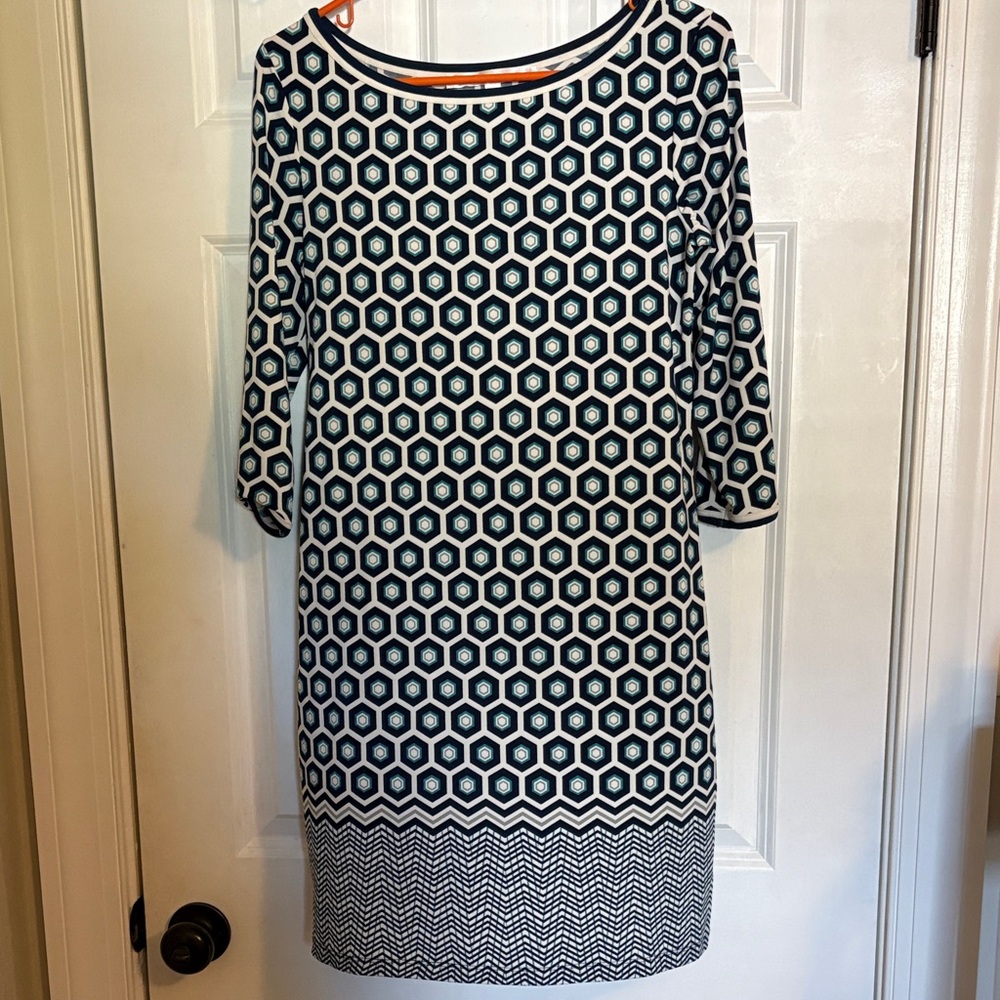 Max Studio Navy and White Geometric Long Sleeve Shift Dress